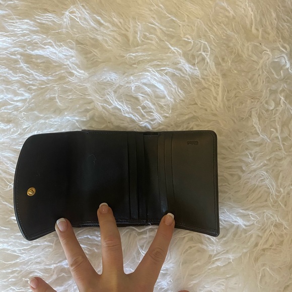 Chloe C Black Tri Fold Wallet - Picture 4 of 5